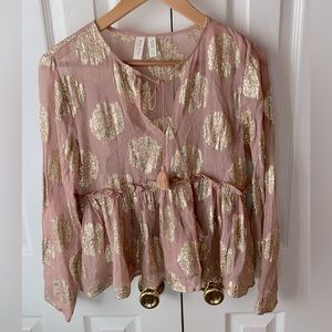 Meadow Rue Anthropologie Mauve and Gold Medallion Foil Peplum Blouse SZ 4